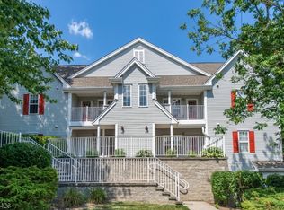 5005 Tudor Dr, Pompton Plains, NJ 07444