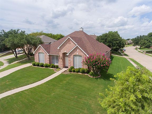 2nd image of 705 Briar Meadow Ct