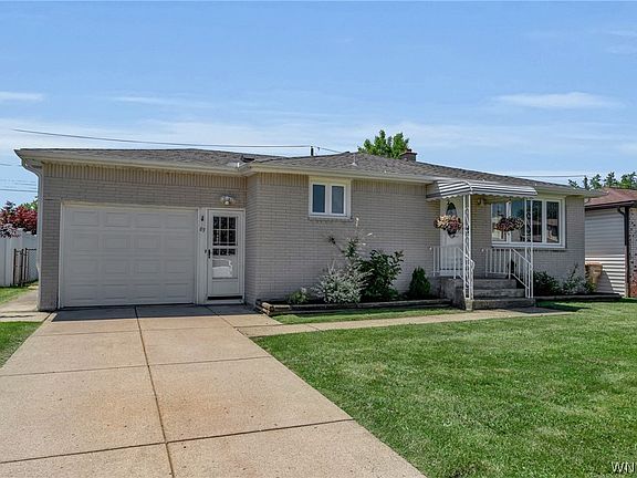 2nd image of 87 Knollwood Dr