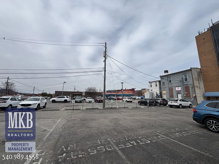 17 S College Ave — Photo 36