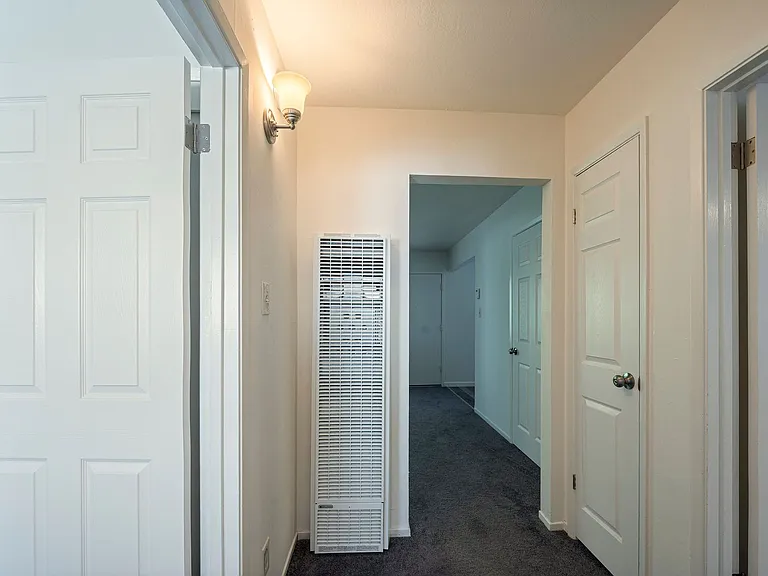 1372 Creekside — Photo 12