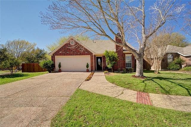 1st image of 16900 Dashwood Creek Dr