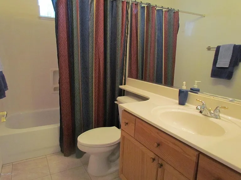 1363 W Spruce Dr — Photo 5