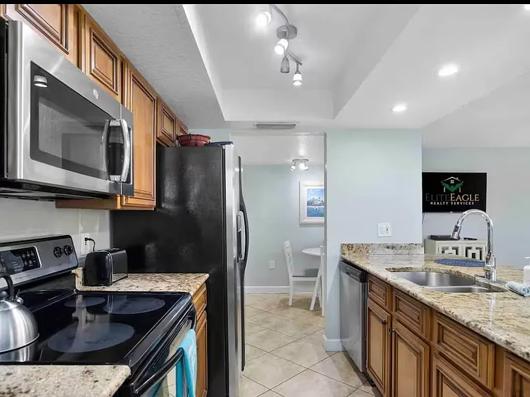 10265 Gulf Blvd #309 — Photo 10