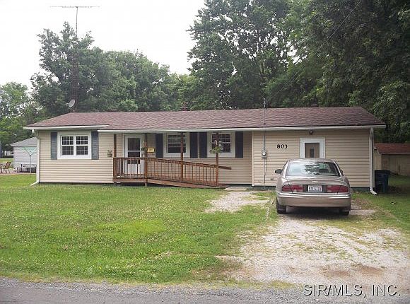 1st image of 803 Ward St