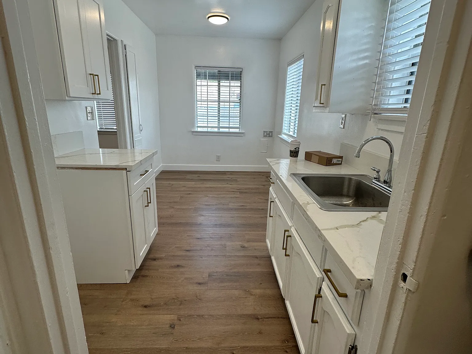 1 bed, 630 sqft, $1,900 — Photo 3