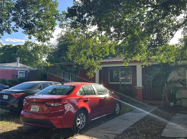 14330 NW 11th Ct, Miami, FL 33168