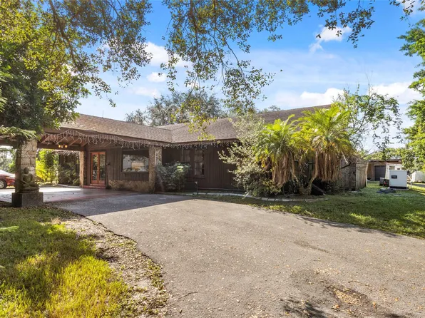 4941 Thoroughbred Lane, Southwest Ranches, FL 33330