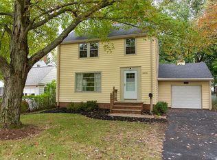 4899 Anderson Rd, Lyndhurst, OH 44124