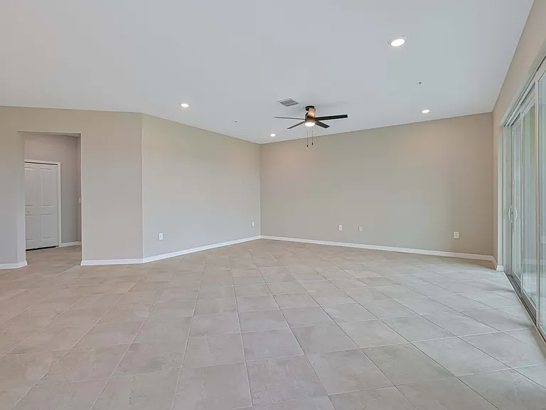 20550 Hazelnut Ct S #1823 — Photo 16