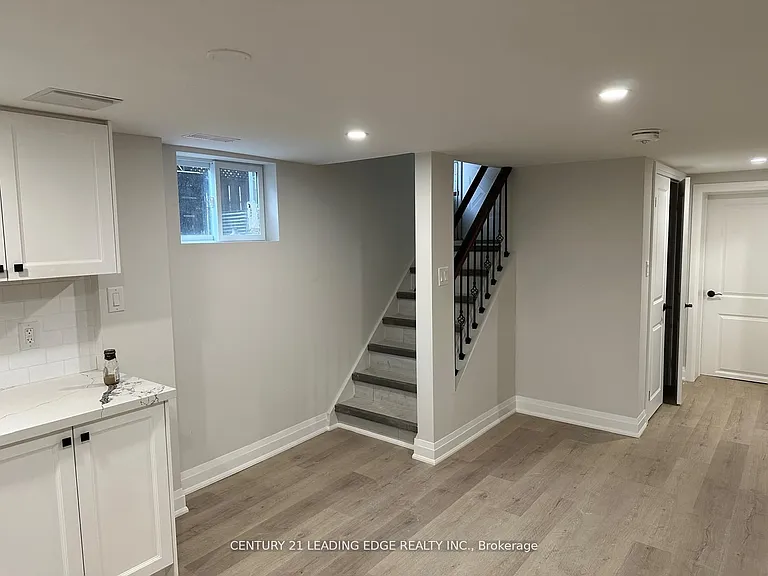 36 Vernon Rd #BASEMENT — Photo 1