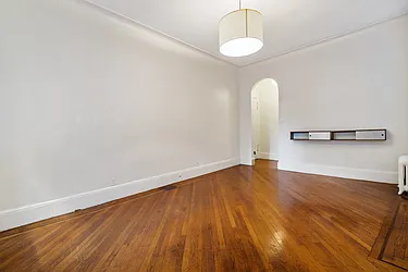 Rented by Avi Nash Associates
