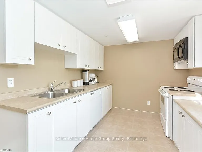 625 Saint David St S #208 — Photo 15