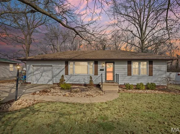 326 Silver St, Bethalto, IL 62010