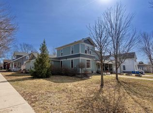424 N Broadway St, Canton, SD 57013
