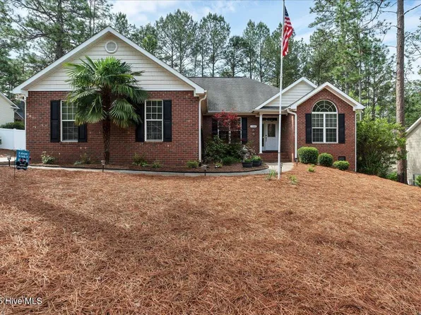 150 Kingswood Circle, Pinehurst, NC 28374