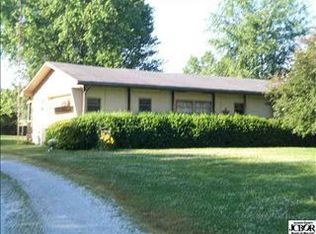 919 Buena Vista Dr, Brownstown, IN