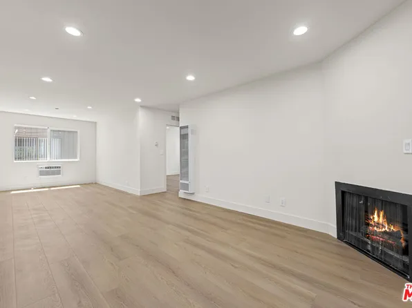 635 Westmount Dr APT 2, West Hollywood, CA 90069