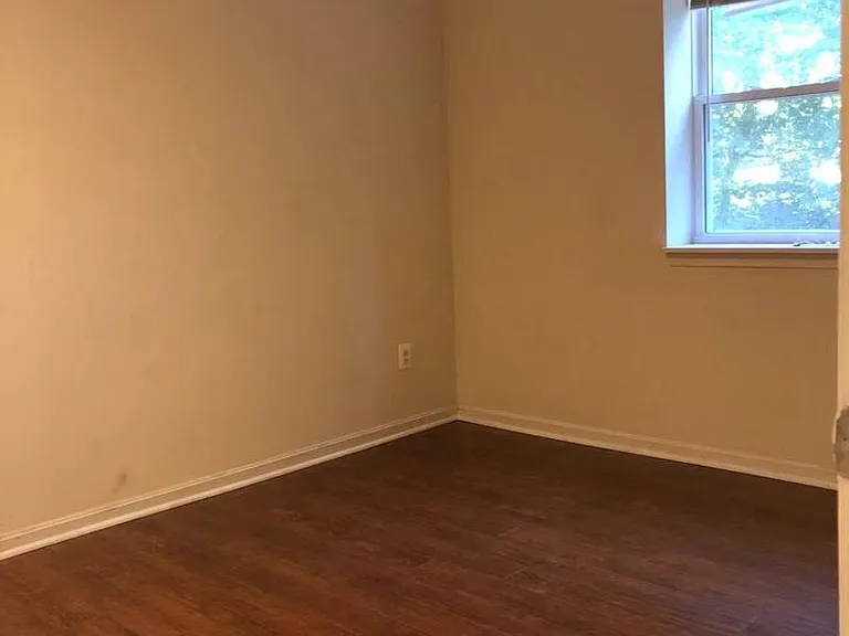 8314 Roanoke Ave — Photo 5