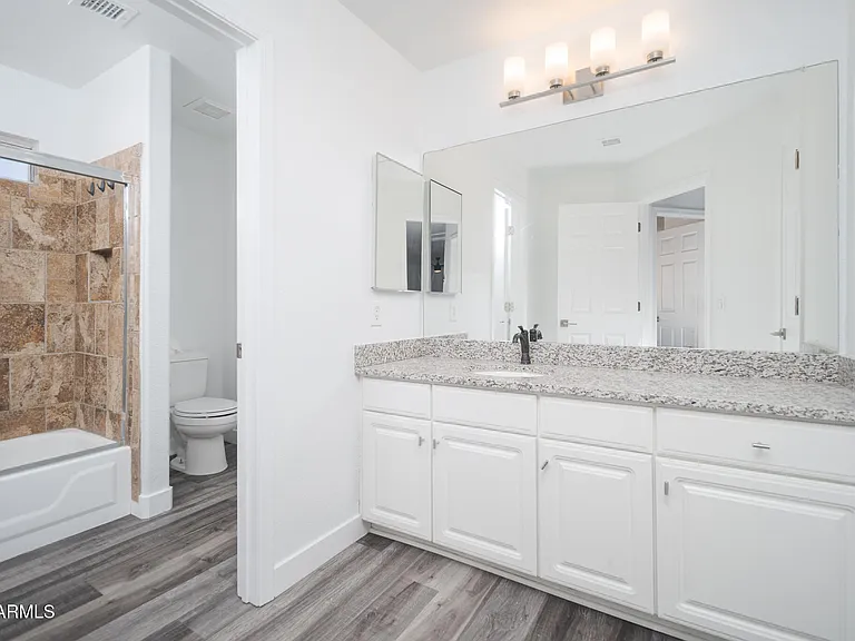 18031 N 15th Pl — Photo 18