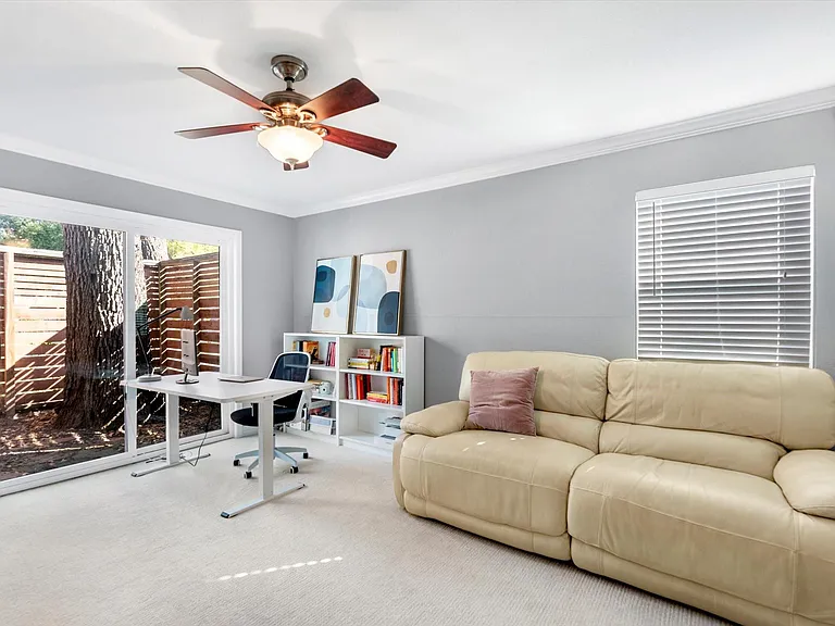 12539 Honeywood Trl — Photo 21