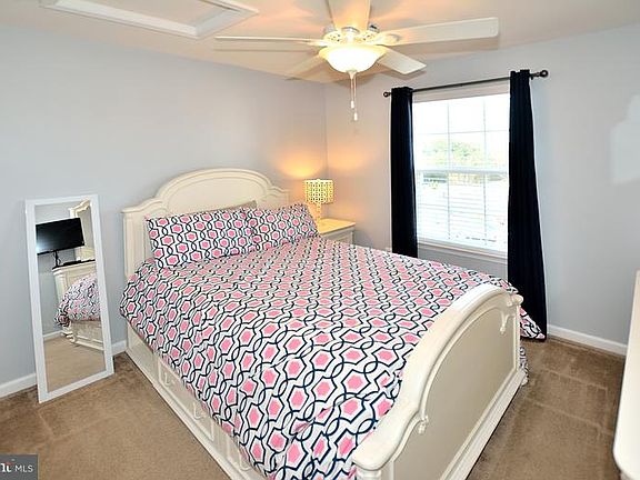 2nd image of 137 Hornbeam Dr
