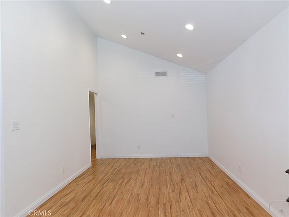 4th image of 9626 Longden Ave APT B