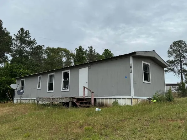 1014 County Road 21 N, Prattville, AL 36067