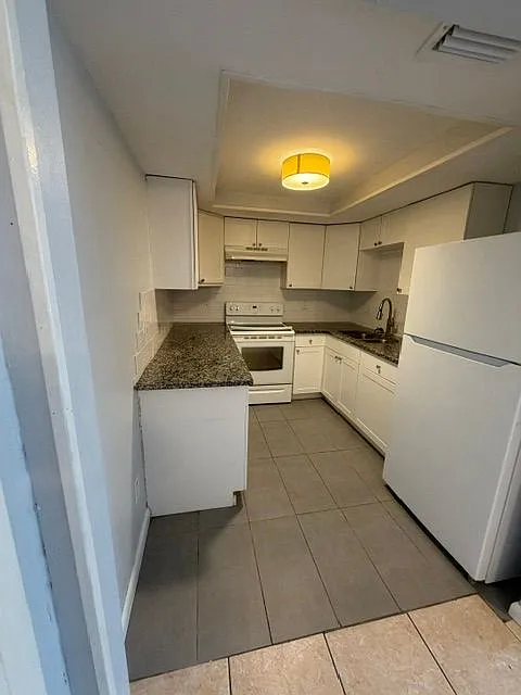 2 bed, 850 sqft, $1,395 — Photo 4