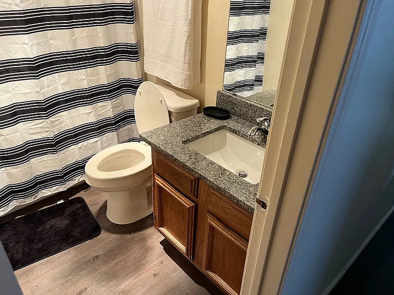 Townwood Apartments — Photo 30