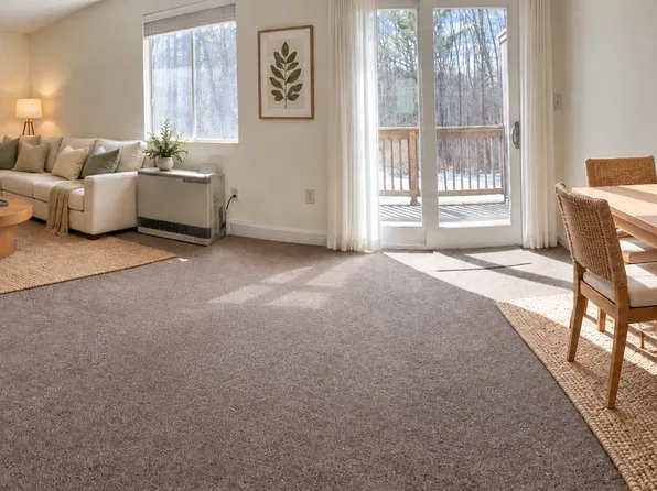 801 Us Route 1 Rte #H3, York, ME 03909