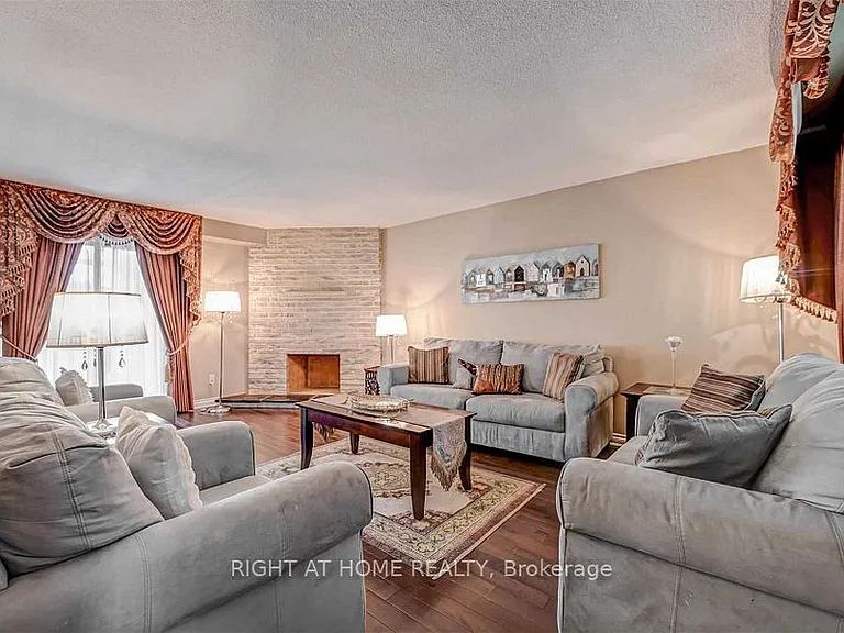 4326 Bridlepath Trl — Photo 13