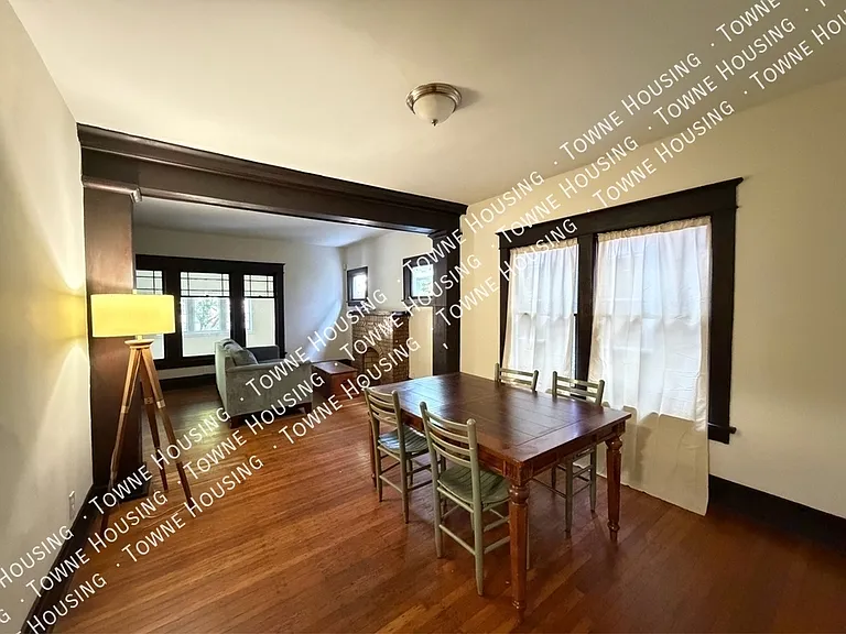 99 Custer St #1 — Photo 6