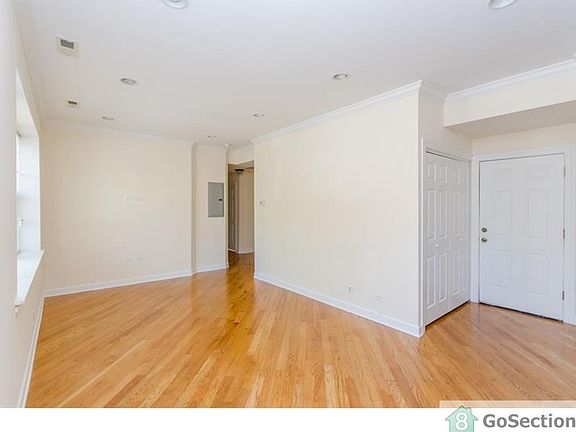 2nd image of 6156 N Oakley Ave APT 1