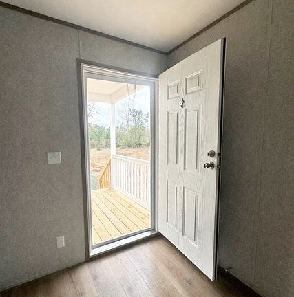 2nd image of 910 Pleasure Bend Rd