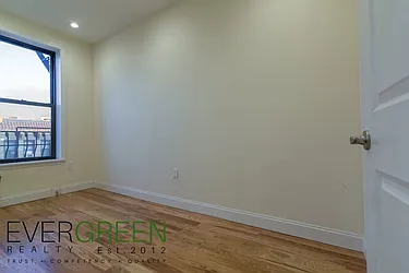 Rented by Evergreen Apartments BK