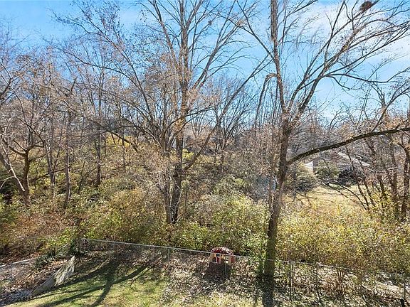 3rd image of 6811 N Mokane Ave