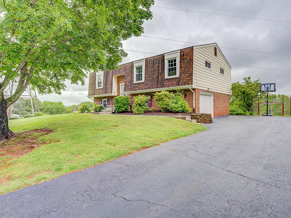 1st image of 3772 Kentland Dr