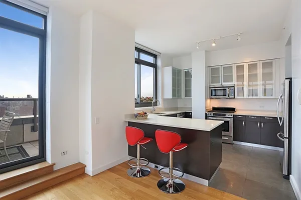 Rented by Citi Habitats | media 10