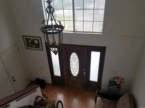 19147 Las Encinas Dr, Ramona, CA 92065