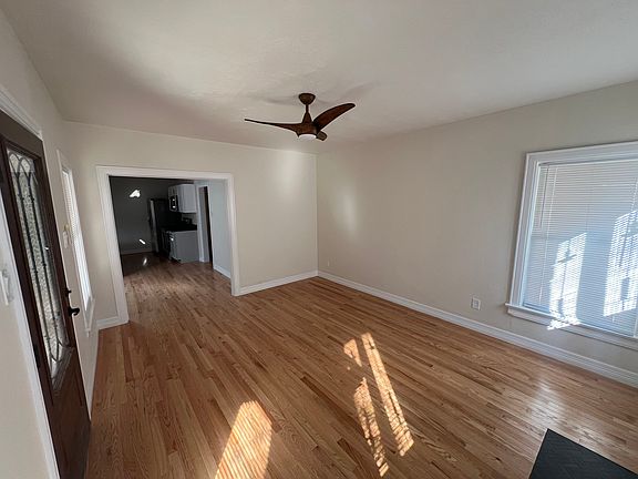 2nd image of 5117 Mission Ave