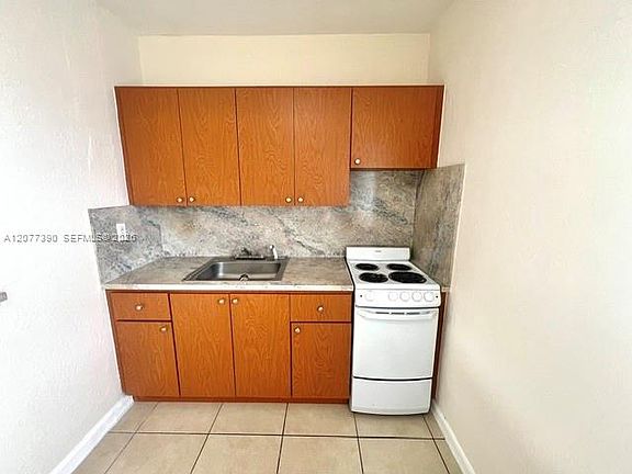 3rd image of 686 NE 85th St #3B