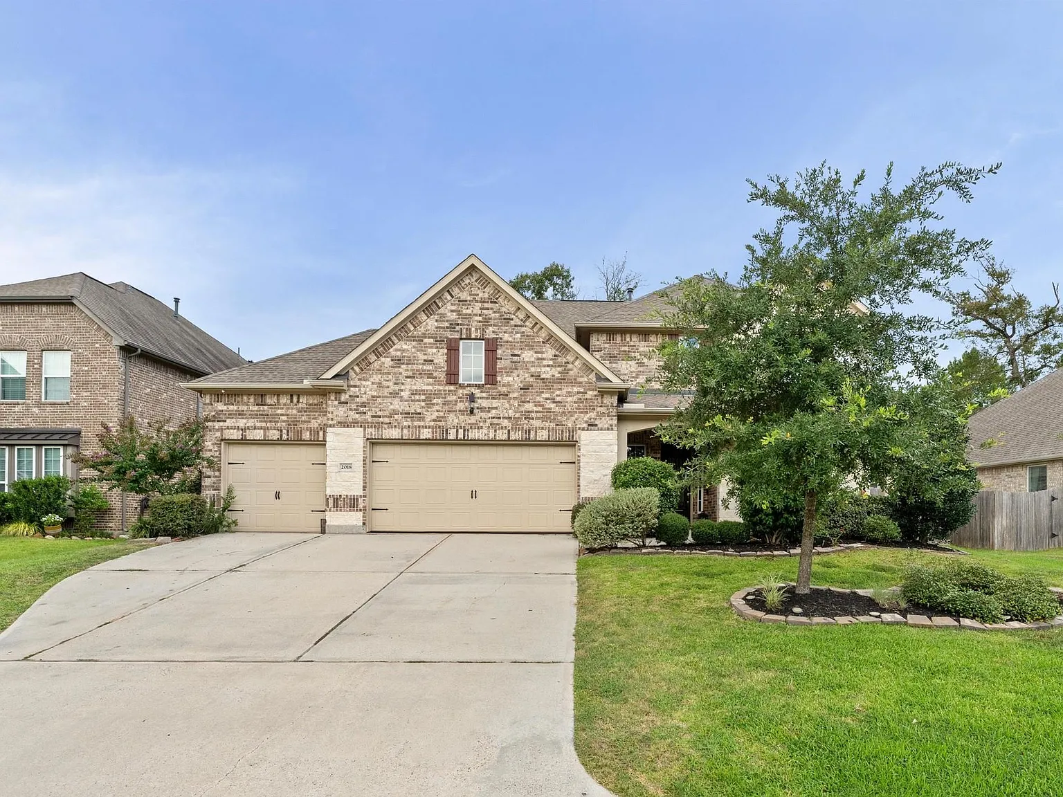 4 bed, 3.5 bath, 3543 sqft, $3,200 — Photo 2