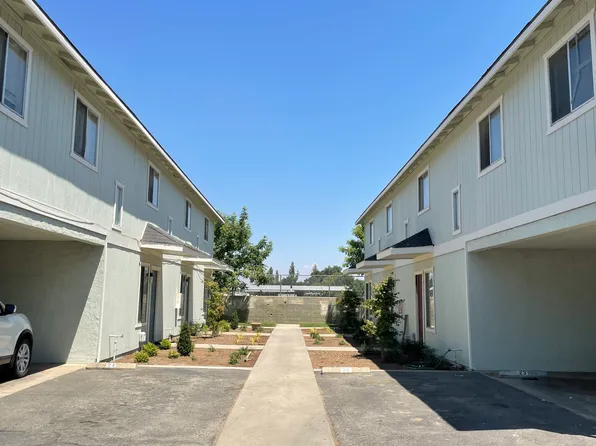 2434 S 10th St, Sanger, CA