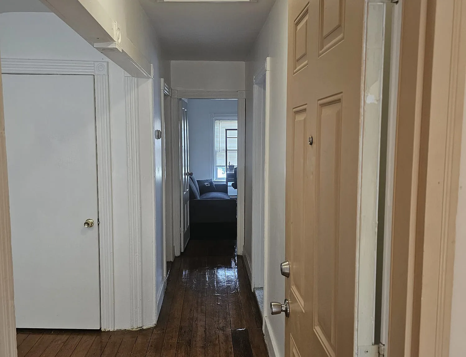 2 bed, 925 sqft, $2,200 — Photo 1
