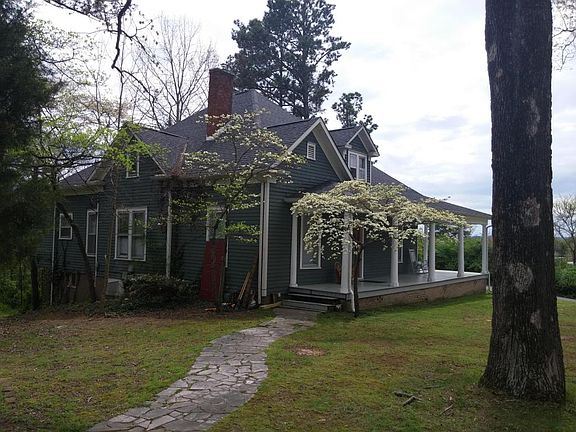 2nd image of 2828 White Oak Ln