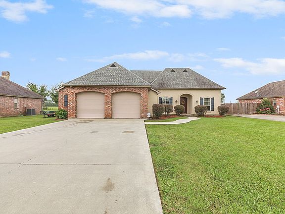 4th image of 124 Grand Lake Dr