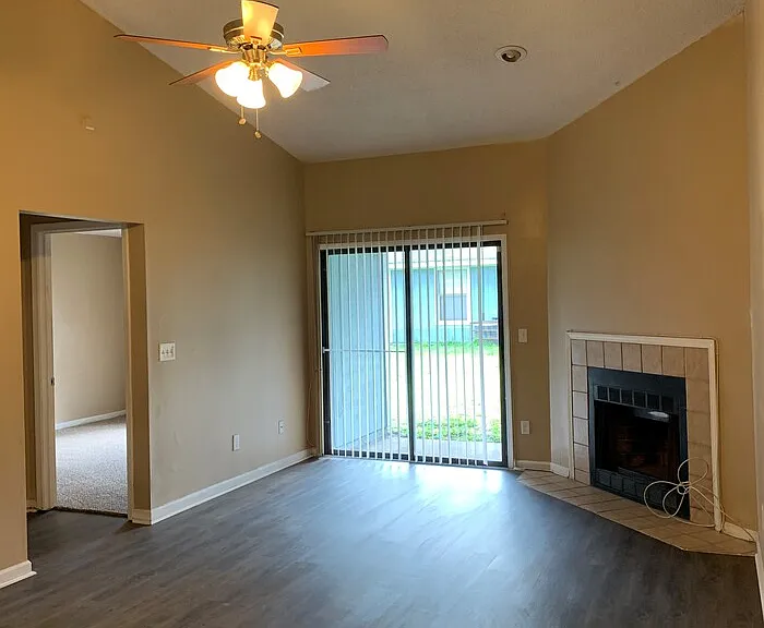 5132 Indian Lakes Ct #4 — Photo 6