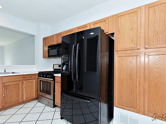 4th image of 7445 Grandview Ct