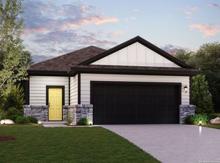 2124 Darst Dr, Seguin, TX 78155